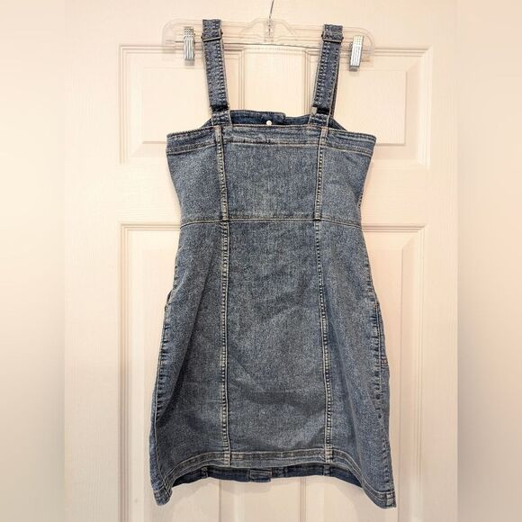 H&M Divided Women’s Denim jean Mini Button Down adjustable strap stretch Size 2 - Picture 3 of 10